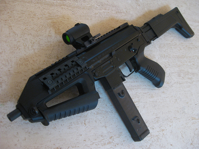 FAMAE SAF. Пистолет-пулемет. (Чили)